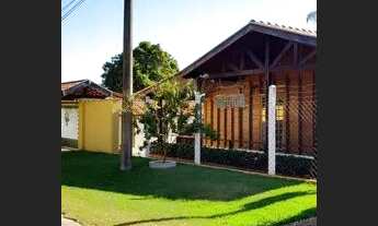Imagem 3: Casa para Venda em Ipeuna, Centro, 3 dormitórios, 3 suítes, 2 banheiros, 4 vagas