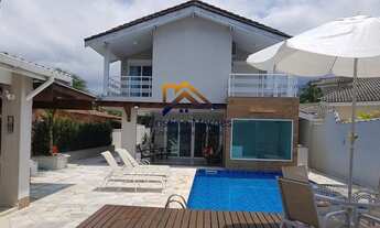 Imagem 2: Lindíssima com 5 dormitórios, sauna, piscina em ótima quadra do Morada da Praia