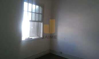 Imagem 2: Piso de Madeira Casa com 2 dormitórios