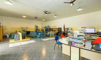 Imagem 3: Casa Com Piscina, Salão De Festas E 4 Quartos no Portão