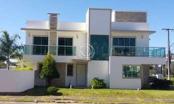 Imagem 2: Casa a Venda na Pedra Branca com 5 dormitórios, piscina e 330m² privativos