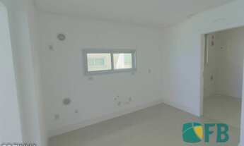 Imagem 7: L´ESSENCE - frente mar