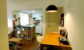 Imagem 2: PORTO ALEGRE - Apartamento Padrão - Menino Deus