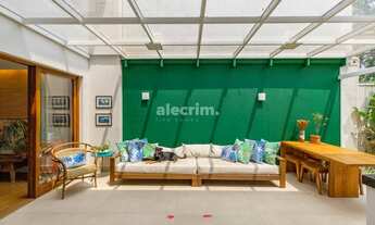 Imagem 7: Casa reformada com área externa deliciosa e moema