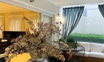 Imagem 2: Casa de condomínio para aluguel e venda possui 405 metros quadrados com 4 quartos