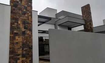 Imagem 7: ARNIQUEIRA: Mega House 3sts, alto padrão, pisc/chursq, 360m2, Cond/localiz.top ( QUEM VÊ C