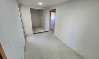 Imagem 3: Alugo Apartamento no Fanny - 2 Quartos - Garagem Coberta