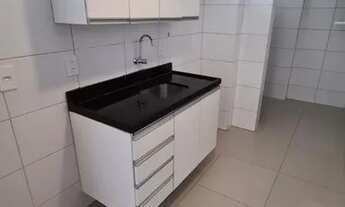 Imagem 6: Bairro dos Estados - Apartamento com 2/4 com armários, excelente localização