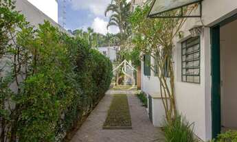 Imagem 5: Casa com 3 Quartos e 4 banheiros à Venda, 318 m² por R$ 1.750.000