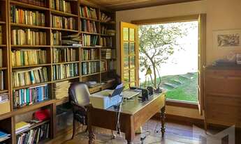 Imagem 5: A bela propriedade contempla uma das mais lindas vistas para as montanhas