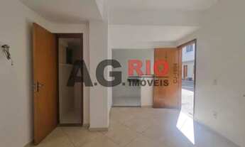 Imagem 2: Casa de Vila-LOCAÇÃO-Bento Ribeiro-Rio de Janeiro-RJ