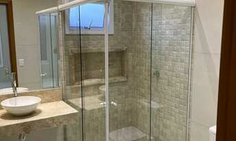 Imagem 4: Casa térrea para venda com 3 quartos, churrasqueira e piscina no Condomínio Primor das Tor