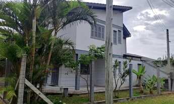 Imagem 5: Excelente imóvel, 6 dormitório, duas suítes em frente a praça em Nova Tramandaí