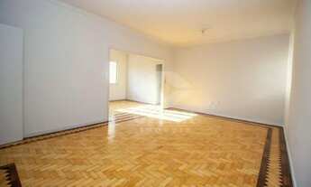 Imagem 3: Apartamento com 3 dormitórios para alugar, 135 m² por R$ 2.489,42/mês - Cidade Baixa - Por