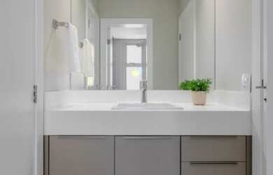 Imagem 6: EDIFÍCIO CHARMANT RESIDENCE - APARTAMENTO MOBILIADO PRÓXIMO À PRAIA EM BALNEÁRIO CAMBORIÚ