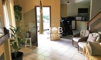 Imagem 5: Propriedade no Rio Tavares com duas casas, localizada a 500m da praia, entre a a Joaquina