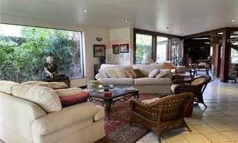 Imagem 6: Belíssima casa com ar campestre