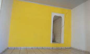 Imagem 2: Casa com terreno no centro de Caculé