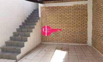 Imagem: Casa para aluguel com 2 quartos no Centenário