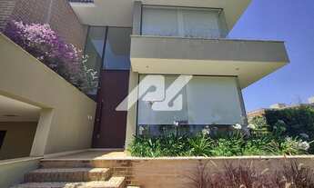 Imagem 4: Casa de condomínio sobrado para venda tem 371 metros quadrados com 4 quartos