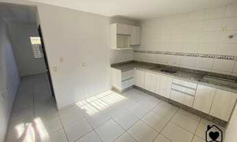 Imagem 3: Sobrado Geminado à venda no Petrópolis