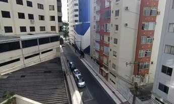 Imagem 3: Á poucos metros da praia, no centro de Balneário Camboriú, 03 suítes, mobiliado!