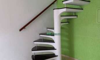 Imagem 3: Sobrado com 3 dormitórios, 1 Suíte, 4 vagas cobertas à venda, 163 m² por R$ 750.000 - Parq