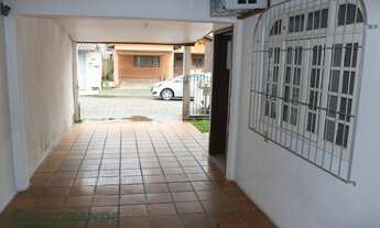 Imagem 3: Casa no bairro Itoupavazinha, 4 dormitórios sendo 1 suíte, sala de estar e jantar integrad