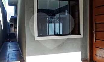 Imagem 4: Casa a venda em Cascavel, bairro Coqueiral, três quartos, uma suíte, duas vagas de garagem