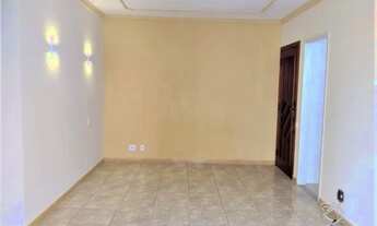 Imagem 2: Belíssimo apartamento vazio em condomínio com excelente apresentação . Ótima lo