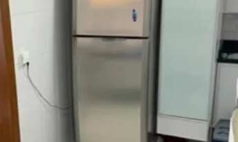 Imagem 4: Prédio de frente pro mar da Praia da Costa! Mobiliado!! 2 Quartos, sendo 1 suíte, 2 vagas