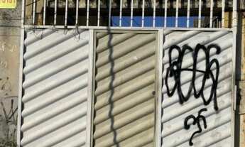 Imagem: Casa em rocha miranda