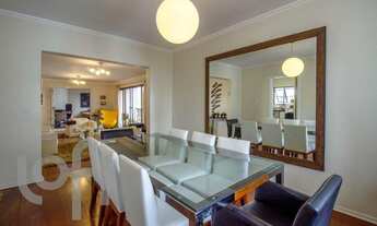 Imagem 4: Apartamento com 350m² de área útil, amplo living, sala de jantar, varanda, cozinha com co