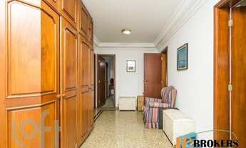 Imagem 6: Apartamento com 250 m² de área útil, 4 Dormitórios sendo 4 suítes, Suítes com varanda, Suí