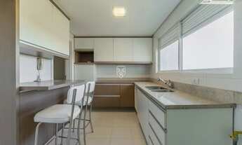 Imagem: Apartamento em andar alto, 04 quartos, 03