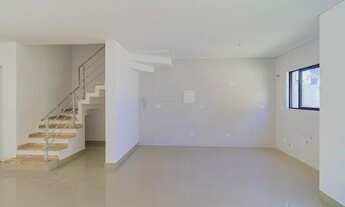 Imagem 5: Sobrado para venda tem 131 metros quadrados com 4 quartos em Uberaba - Curitiba - PR