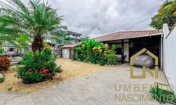 Imagem 6: Linda Casa mobiliada e equipada para locação no bairro Vorstadt Blumenau SC