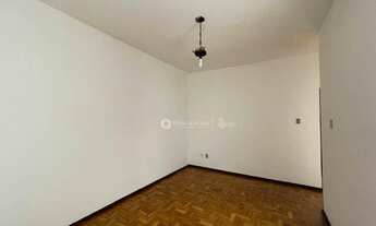 Imagem 3: Apartamento com 2 quartos para alugar, 63 m² por R$ 950/mês - Centro - Juiz de Fora/MG