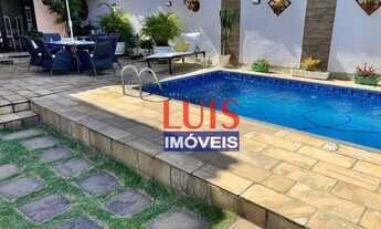 Imagem 2: Excelente casa com vista para montanha com 3 dormitórios à venda, 230 m² por R$ 897.000