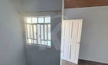 Imagem 6: Casa com quarto, cozinha e banheiro