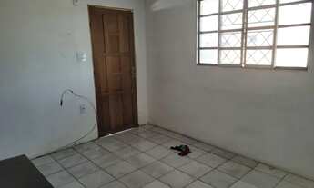 Imagem 4: Alugo casa sobre loja 2 quartos sala cozinha 2 banheiros