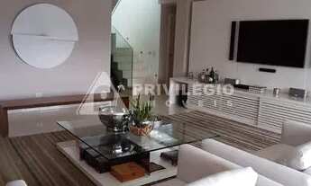 Imagem 7: Cobertura duplex para venda possui 318 metros quadrados com 4 quartos