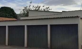 Imagem: Casa com dois quartos e vaga de garagem