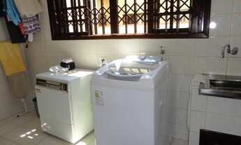 Imagem 3: Casa com 2 suítes, 2 dormitórios e 2 vagas de garagem no América