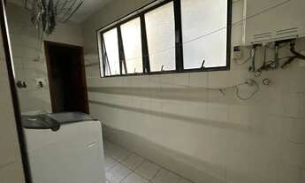 Imagem 5: Apartamento mobiliado na quadra da praia com 2 quartos + dependência em Pompéia - Santos