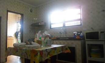 Imagem 6: Casa a venda no bairro Centro de Peruibe com ótimo acabamento. 5 dormitórios sendo 3 suíte