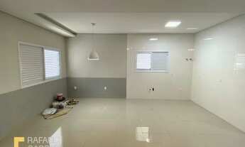 Imagem 6: Linda casa com piscina em Balneário Piçarras