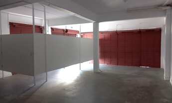 Imagem 4: Excelente imóvel em bairro central, amplo, com banheiro, ideal para pizzaria, pequeno merc