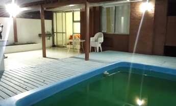 Imagem 3: Apartamento para venda tem 223 metros quadrados com 4 quartos