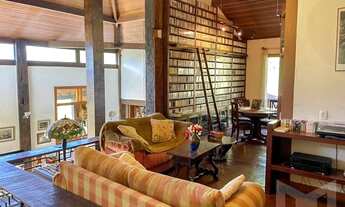 Imagem 3: A bela propriedade contempla uma das mais lindas vistas para as montanhas